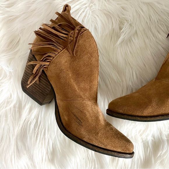 ✨MAKE OFFER✨ COCONUTS by Matisse Tan fringe booties - Picture 5 of 9